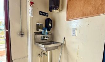 21 Fair St, Baxley, GA 31513