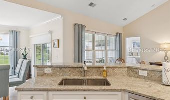 4 Lake Linden Pl, Bluffton, SC 29910
