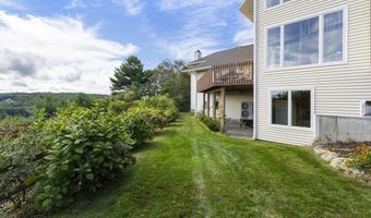 4 Bittersweet Ln 4, Bourne, MA 02532