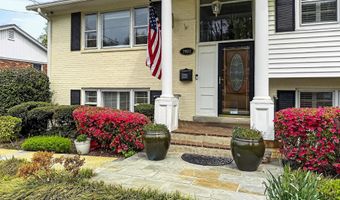 7052 WARDELL St, Annandale, VA 22003