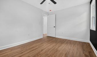 27 GLENWOOD Ave, Baltimore, MD 21228