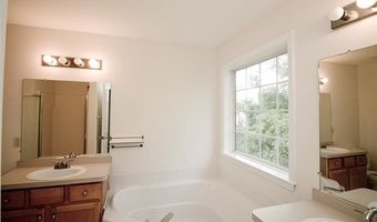 2825 BARCLAY Way, Ann Arbor, MI 48105