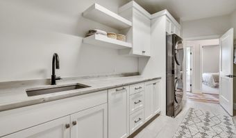 333 Hwy 71 N 1C, Arnolds Park, IA 51331