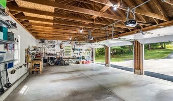 155 Wallace Rd, Bedford, NH 03110