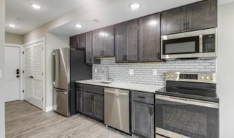 1617 RHODE ISLAND Ave NE 402, Washington, DC 20018