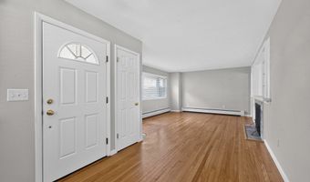 10 Seeley St, Danbury, CT 06810