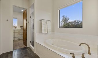 21620 W Buckwheat Ln, Congress, AZ 85332