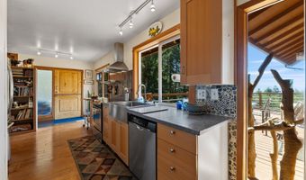 15870 PELICAN BAY Dr, Brookings, OR 97415
