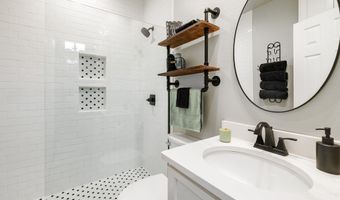 908 Oak Grove Rd, Amity, AR 71921