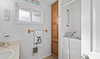 1107 E 20TH St, Cheyenne, WY 82001