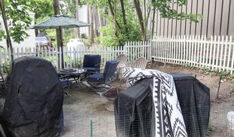 4 Amherst St, Augusta, ME 04330