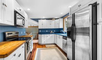 154 Alder Rd, Charlestown, RI 02813