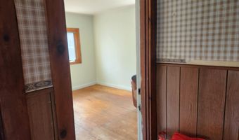 14 Getchell St, Bath, ME 04530
