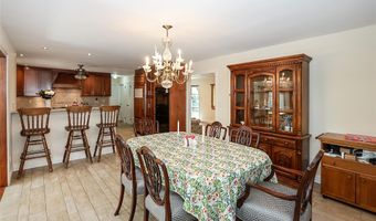 114 Hilldale Rd, Albertson, NY 11507