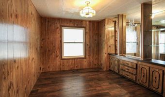 443 Piccadilly Cir, Bismarck, ND 58504