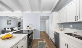 99-633 Hulumanu St, Aiea, HI 96701