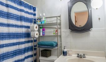 3075 Wessex Ct, Columbus, OH 43232