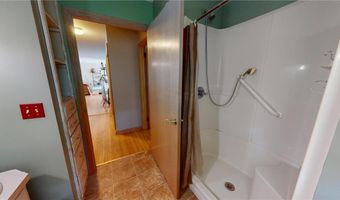 417 Euclid St, Alden, MN 56009