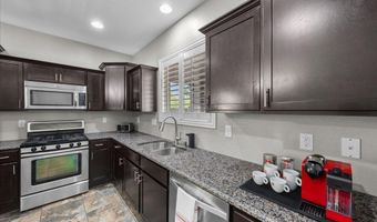 5532 Bristol Grove Ln, Las Vegas, NV 89135