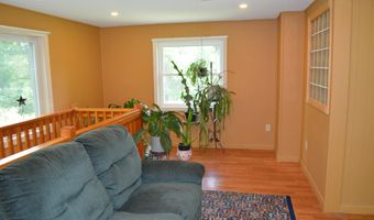 258 Wells Rd, Becket, MA 01223