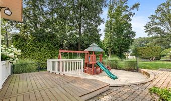 1 Robin Way, North Smithfield, RI 02896