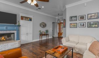 4204 Parkridge Dr, Benton, LA 71006