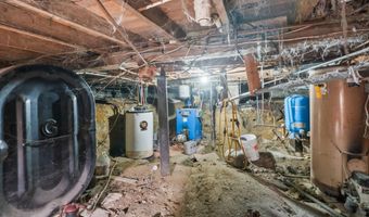 11 Outlet Rd, Augusta, ME 04330