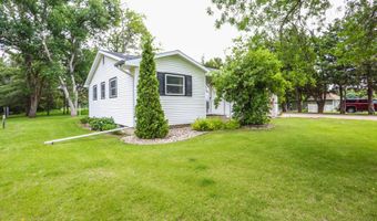 2702 NW 24th Ave, Aberdeen, SD 57401
