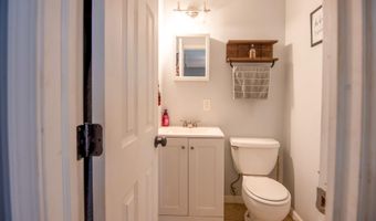 4 Washington Ct, Barboursville, WV 25504