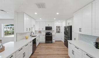 1507 YVONNE, Apopka, FL 32712