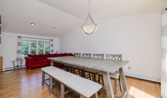 1 Lee Ann Dr, Johnston, RI 02919