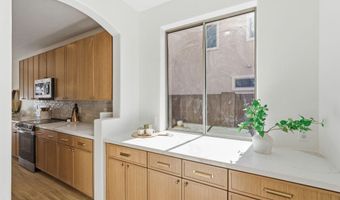 1689 E IRIS Dr, Chandler, AZ 85286