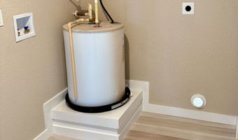 696 KESTNER Rd, Atlantic Beach, FL 32233