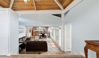 2540 Montyna Ln, Alford, FL 32420