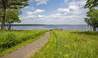 155 Bayside Dr, Belfast, ME 04915