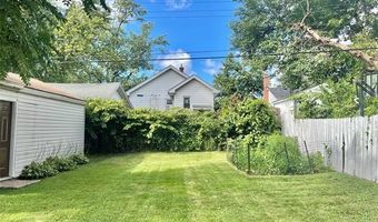 1090 Lakeview Street St, Waterford, MI 48328