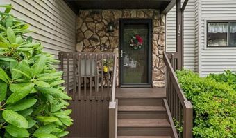15 Kennedy Ct, Middletown, NJ 07748
