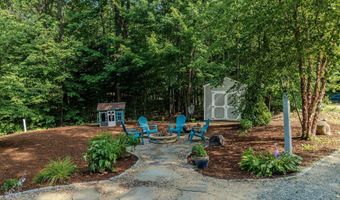 18 Armsby Cir, Campton, NH 03223