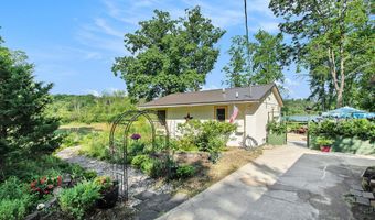 3065 Perch Dr, Allegan, MI 49010