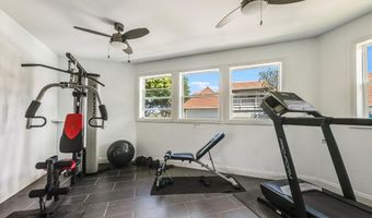 599 Keolu Dr B, Kailua, HI 96734