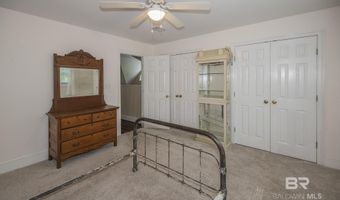 151 Mockingbird Ln, Atmore, AL 36502