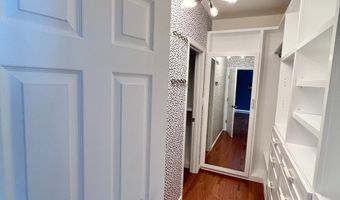 4240 SONIA Ct, Alexandria, VA 22309