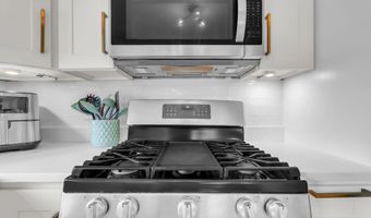 5110 N 19TH Rd N, Arlington, VA 22207