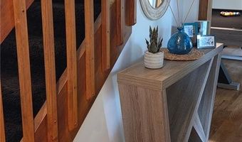 40 Gosnold Rd, North Kingstown, RI 02852