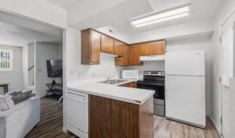 121 NW State St, Ankeny, IA 50023