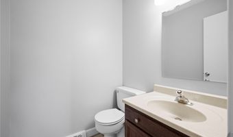 843 Nautilus Trl, Aurora, OH 44202