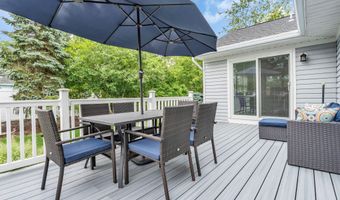 633 Spray Ave, Beachwood, NJ 08722