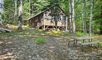 570 McGrath Pond Rd, Belgrade, ME 04917