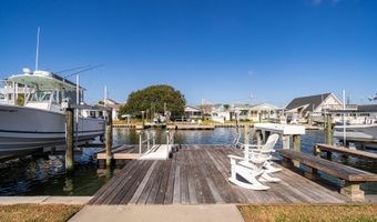 504 N Kinston Ave, Atlantic Beach, NC 28512