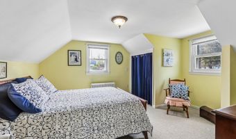 6 Country Ridge Rd, Danbury, CT 06811